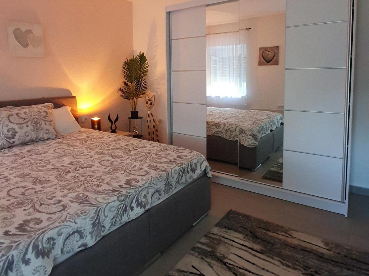 Afrodita Apartment Vrdnik Zewnętrze zdjęcie